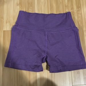 Alphalete Ultraviolet R6 Revival Seamless Shorts sz M
